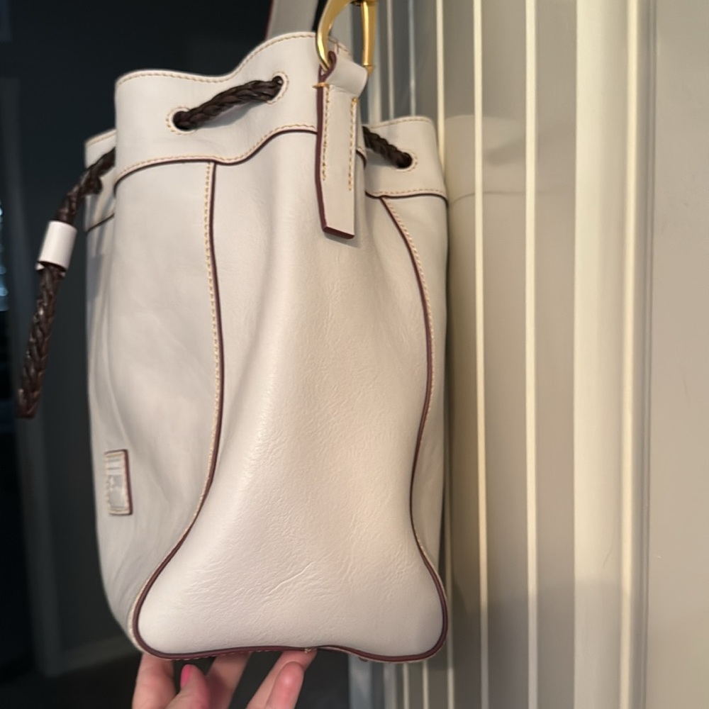 Dooney & Bourke Florentine Hattie Drawstring in Ecru__EUC - Picture 4 of 7